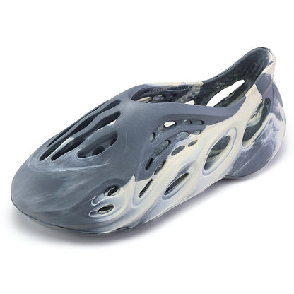 Men's Sandals Korean Camouflage Coconut Hole Shoes Baotou Hollow Large Size Beach Sandals